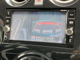 見にくい左下もカメラで確認できるので安心です。