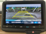 純正リアカメラ装備、初心者の方やバックが不安な方でも安心して車庫入れができるリバース連動リアカメラが装着されています。狭い駐車場や雨の日の夜間でもストレスなく運転していただけます