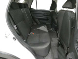 気になる汚れは「まるまるクリン」で解消! 当社の中古車はシートを外して隅々までキレイにクリーニングしてあります(但し、一部 高年式車両等は除きます)