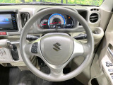 【ステアリングスイッチ】運転中、前方から目線をそらすことなく、オーディオ等の操作が可能な便利機能!安心&快適なドライブを演出してくれます♪