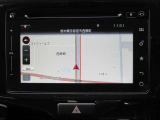 メーカーナビ CD・DVD再生  フルセグTV  Bluetooth対応★携帯電話にダウンロードした音楽が車内でも楽しめます。ハンズフリー通話も可能です!