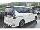 遠方より電車等でご来店いただく場合、前もってご連絡いただければ最寄りの駅までお迎えに上がります。お気軽にお問合せ下さい(__)