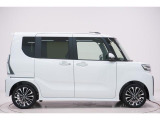 県内13店舗にて常時500台以上ダイハツ車を展示中です。見て、触って、納得のいく一台をぜひ見つけてください。