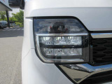 明るいLEDヘッドライトで、夜道も安心して運転して頂けます。
