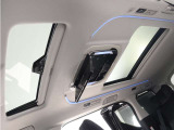 【ツインサンルーフ】サンルーフ装備車両!高級感もアップ、大人気オプション解放感溢れる快適なドライブをお楽しみください♪