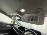 運転席・助手席にはバニティミラー付き♪身だしなみチェックできますよ(^^♪