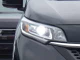 ★LEDヘッドライト搭載★ 白っぽく光る明るく省電力なLEDライト!先進的な白い輝きでフロントフェースを引き締めます☆