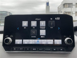 アウトランダー PHEV 2.4 P 4WD 本革シート サンルーフ