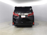 中古車の内外装の状態などをひと目で分かるよう、トヨタ車のプロの検査員が実施した「車両検査証明書」をご用意しています。