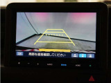バックカメラ搭載です!車庫入れが苦手な人はもちろん、車両感覚に自信がある人にもお勧めです!見えない箇所が見えるようになるので、低い障害物や隠れてしまっている子供の存在等にも気付く事が出来ます。