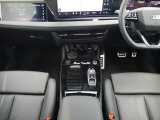 指定工場で車検までご対応可能。6ベイを完備したサービス工場を併設し、快適なAudiライフをサポートします。詳しくは0078-6002-900146中古車スタッフまで