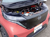 ◎ご購入いただきましたお車は弊社整備工場にて納車前点検整備として法定12ヶ月点検(車検整備付き販売車は車検整備)を実施。エンジンオイル・エレメント交換を行い※、ご納車いたします(※除く電気自動車)。
