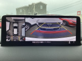 狭い場所での駐車やすれ違いなどでより的確な運転操作に役立つ360&deg;ビューモニターが装備されています。