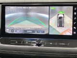 【プロパイロットパーキング】縦列駐車も車庫入れも指先だけの簡単な操作でスムースに。