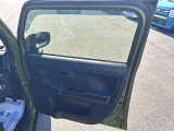 運転席のドア内部の写真です。