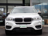 BMW在庫保有台数常時100台以上!ご来店の際はBMW本店(厚木市下荻野140-1)にご来店ください!弊社自慢の全天候型ショールーム!BMW在庫保有台数常時100台以上ございます!