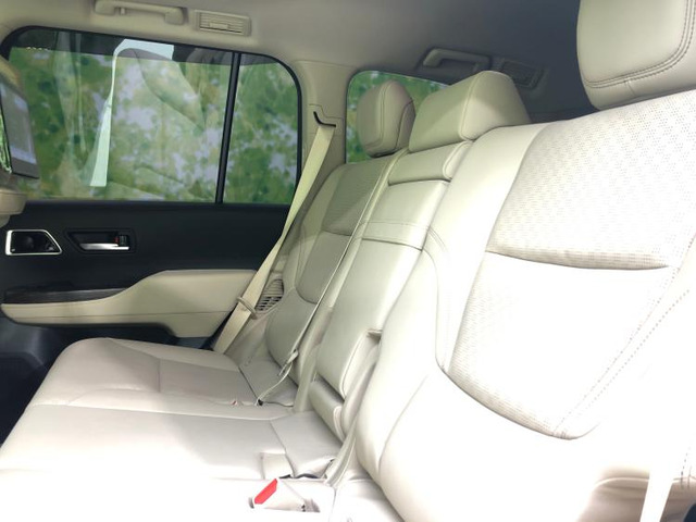 トヨタ ランドクルーザー300 3.5 ZX 4WD の中古車詳細 (7,300km