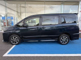 主な装備は、トヨタセーフティセンス、カーナビ、バックモニター、ETC、寒冷地仕様となっております。
