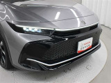 プリクラッシュセーフティに交差点右折時の対向直進車、右左折時の対向方向から横断歩行者・自転車運転者も検知可能にした「Toyota Safety Sense」を装備しています。