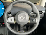 アクティブクルーズコントロール付き!前車との車間調整を自動で行ってくれるので、ロングドライブも楽楽です。
