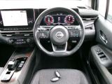 操作しやすい運転席で快適ドライブ。