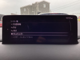 Bluetoothに接続することで、スマートフォンに入っている音楽アプリを車内で楽しめたり、通話が出来ます♪