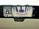 全周囲カメラ付きで広範囲の確認が出来ます!スムーズな駐車・車庫入れをサポートいたします!