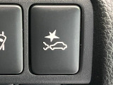 【三菱e-Assist】走行中に前方の車両等を認識し、衝突しそうな時は警報とブレーキで衝突回避と被害軽減をアシスト。より安全にドライブをお楽しみいただけます。