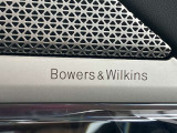 音にも拘りの Bowers & Wilkins サラウンド・サウンド・システム!