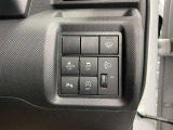運転席周辺にある各種スイッチ画像です。