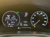 メーターも大きく運転席からでも見やすい仕様になっております。