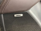 BOSEサウンドシステム搭載車です。音の聞こえ方にこだわり抜いた音響で、ドライブも快適です。