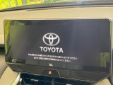【12.3インチワイドナビ】高級感とインパクトのある大型ワイドナビを装備。各種オーディオ操作はもちろん、横長ワイド画面でのマップ2分割表示など、利便性も高いナビです♪