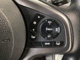 【アダプティブ・クルーズ・コントロール】予め設定した車速内でクルマが自動的に加減速。 前走車との適切な車間距離を維持しながら追従走行し、高速道路でのドライバーの疲労を軽減してくれる嬉しい機能付♪
