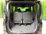 普段のお買い物や通勤、送迎等に十分な荷室スペースを確保しております。セカンドシートを倒すと、大きな荷物の積載も可能です♪