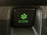 ★ECONスイッチ★ エコドライブを加速しよう!スイッチをONにすると、運転の仕方によるロスを抑え込み燃費をよくするようクルマが頑張ります(*^ー^*)燃費向上にチャレンジ♪