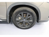225/55R18のタイヤサイズです。