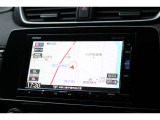 ナビは純正VRU-225CVi 。フルセグTVも視聴出来ます。ミュージックラックの録音機能もあり、Bluetooth接続をすれば音楽再生のみならずスマートフォンならばハンズフリー通話も可能に!