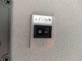 ◇電装品メインスイッチ◇こちらのスイッチONで後席に装備されている家電を使用可能です☆