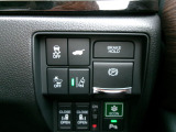 運転席からでもテールゲート開閉可能です!