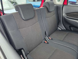 大人でもゆったりとくつろげる車内空間を実現しました。