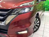 【LEDヘッドライト】悪天候や夜間走行時も良好な視界を確保し安心して運転できる高輝度LEDヘッドライトを装備!点灯速度が早く、消費電力も抑えられています。