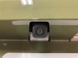 ☆バックをする時に見づらい後方を確認しやすくするバックカメラを装備しています☆