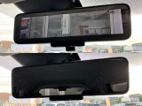 スマートルームミラーなので後席に人や大きな荷物があっても後方確認がしやすいです。