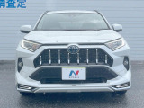 弊社では、全車『修復歴なし』のお車のみ取り扱っております。専任バイヤーによる厳選した仕入れの後、入庫後の車両チェックを行い、ネクステージが認定した高品質な中古車をご提供しております。