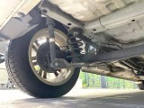 お車を安心してお乗りいただく為には、足回りの定期点検が欠かせません。サービスサポート(有償保証)では無料点検もご提供しており、安心のカーライフをお過ごしいただけるサポート体制が整っています。