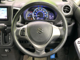 【ステアリングスイッチ】運転中、前方から目線をそらすことなく、オーディオ等の操作が可能な便利機能!安心&快適なドライブを演出してくれます♪
