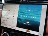 カスタマイズ可能なインテリアムードライトは細部まで入念に計算された照明で車内を演出!10色からお好みのカラーをお選びいただき、そのときの気分に合わせてキャビンのムードを変えられます♪