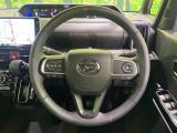 【純正革巻きステアリング】上質な革を使用することで、手にしっかり馴染みとても運転しやすいハンドルです♪