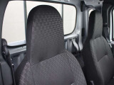 運転席・助手席シートの上部です。